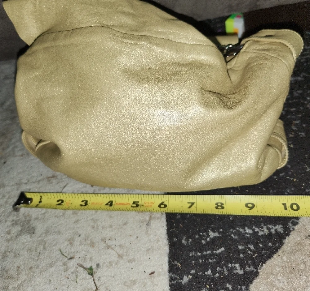 Chic Beige Leather Shoulder Bag